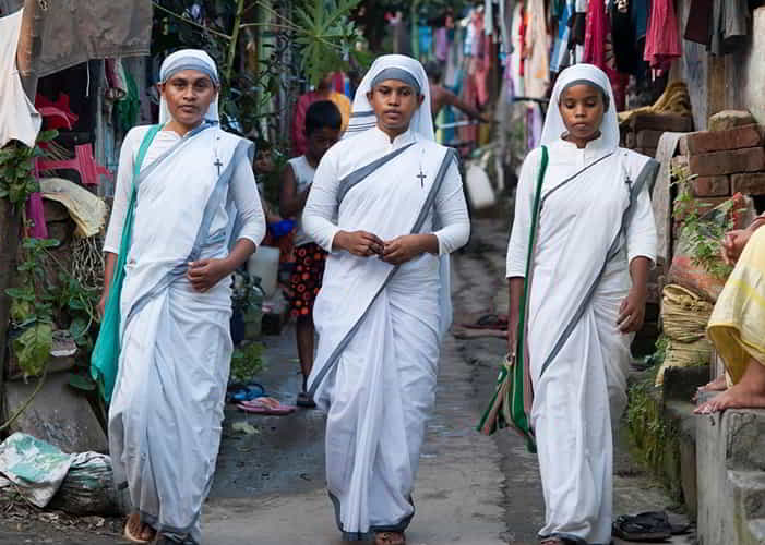 Christian female missionaries - Sisters of the Cross