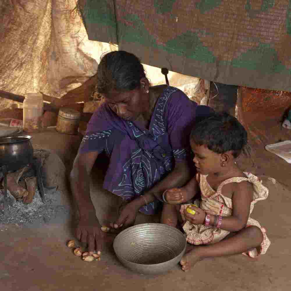 A mother and child in generational poverty